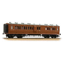 Load image into Gallery viewer, LNWR 50ft Arc Roof Brake Third Corridor M&GN Brown