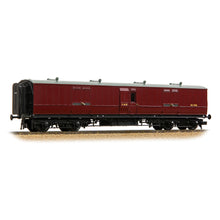 Load image into Gallery viewer, LNWR 50ft Arc Roof Full Brake LMS Crimson Lake - Bachmann -39-893 - Scale OO