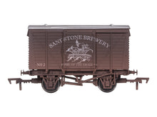 Load image into Gallery viewer, Ventilated Van Sandstone Brewery No.2 Weathered - Dapol - 4F-011-113