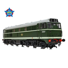 Load image into Gallery viewer, Class 30 D5617 BR Green (Late Crest) - Bachmann -35-801A - Scale OO