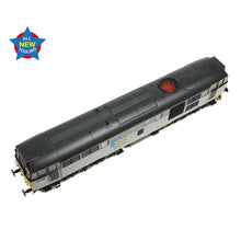 Load image into Gallery viewer, Class 31/1 Refurbished 31304 BR Railfreight Petroleum Sector - Bachmann -35-823A - Scale OO
