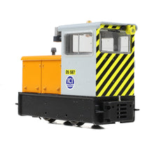 Load image into Gallery viewer, Baguley-Drewry 70hp Diesel ICI Orange & Grey - Bachmann -392-028 - Scale 1:76