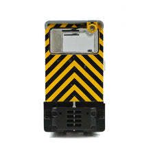 Load image into Gallery viewer, Baguley-Drewry 70hp Diesel British Industrial Sands White - Bachmann -392-029 - Scale 1:76