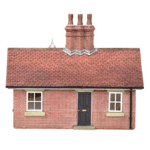 Load image into Gallery viewer, Crossing Keeper's Cottage - Bachmann -44-0078 - Scale
