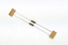 Load image into Gallery viewer, Zebra Crossing OO Scale Set - Gaugemaster Highways - 380