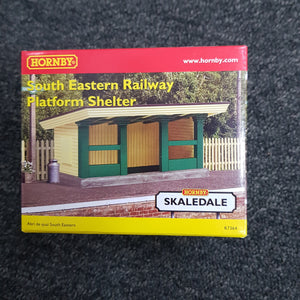 South Eastern Railway Platform Shelter - R7364