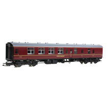 Load image into Gallery viewer, Class 438 4-TC 4-Car MU 428 London Transport Lined Maroon - Bachmann -32-645 - Scale OO
