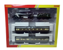 Load image into Gallery viewer, RailRoad GWR, Class 1000, &#39;County of Merioneth&#39; Train Pack - Era 3 - Hornby R30376 - New for 2024
