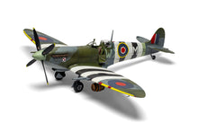Load image into Gallery viewer, Supermarine Spitfire Mk.IXc - Flying Dray Airfix A17001A
