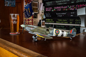 Supermarine Spitfire Mk.IXc - Flying Dray Airfix A17001A
