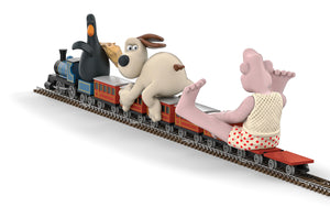 Wallace & Gromit - The Wrong Trousers - Feathers McGraw & Locomotive - Corgi CC80602 - New for 2024
