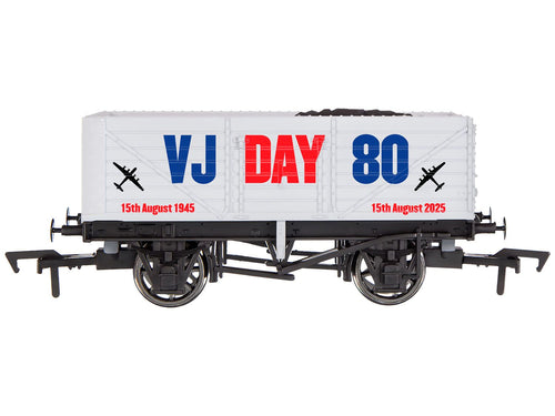 *7 Plank Wagon VJ Day 80th Anniversary Army Weathered