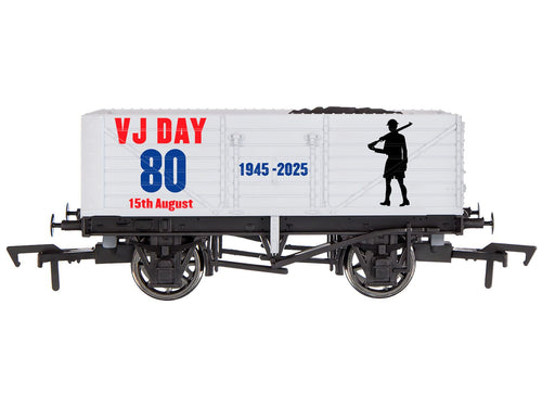 *7 Plank Wagon VJ Day 80th Anniversary Airforce Weathererd