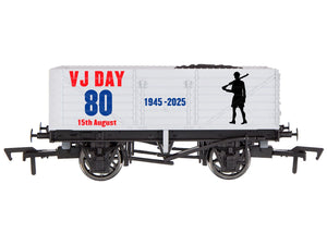 *7 Plank Wagon VJ Day 80th Anniversary Airforce Weathererd