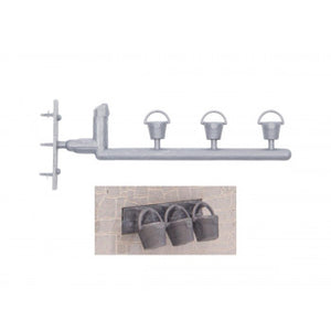 *Kitmaster Fire Buckets (3) & Rack Set