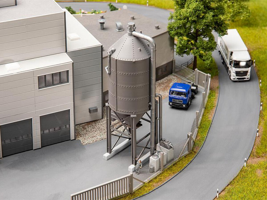 *Silo Kit IV