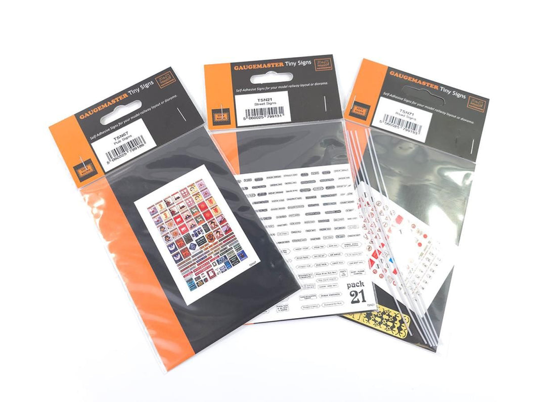 Streets & Buildings Signage Set