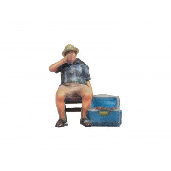 *Man on a Folding Chair 3D Master Figure