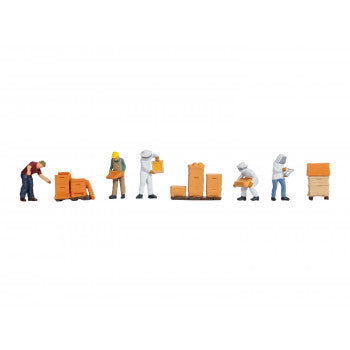 Beekeepers (5) & Hives Figure Set