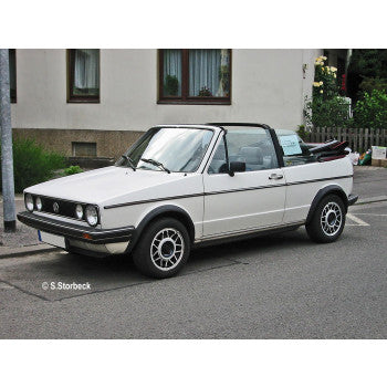 VW Golf I 50yr Gift Set (1:24 Scale)