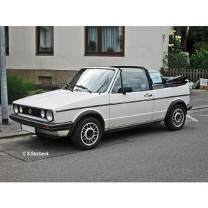 VW Golf I 50yr Gift Set (1:24 Scale)