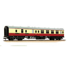 Load image into Gallery viewer, BR Mk1 BSK Brake Second Corridor BR Crimson &amp; Cream

