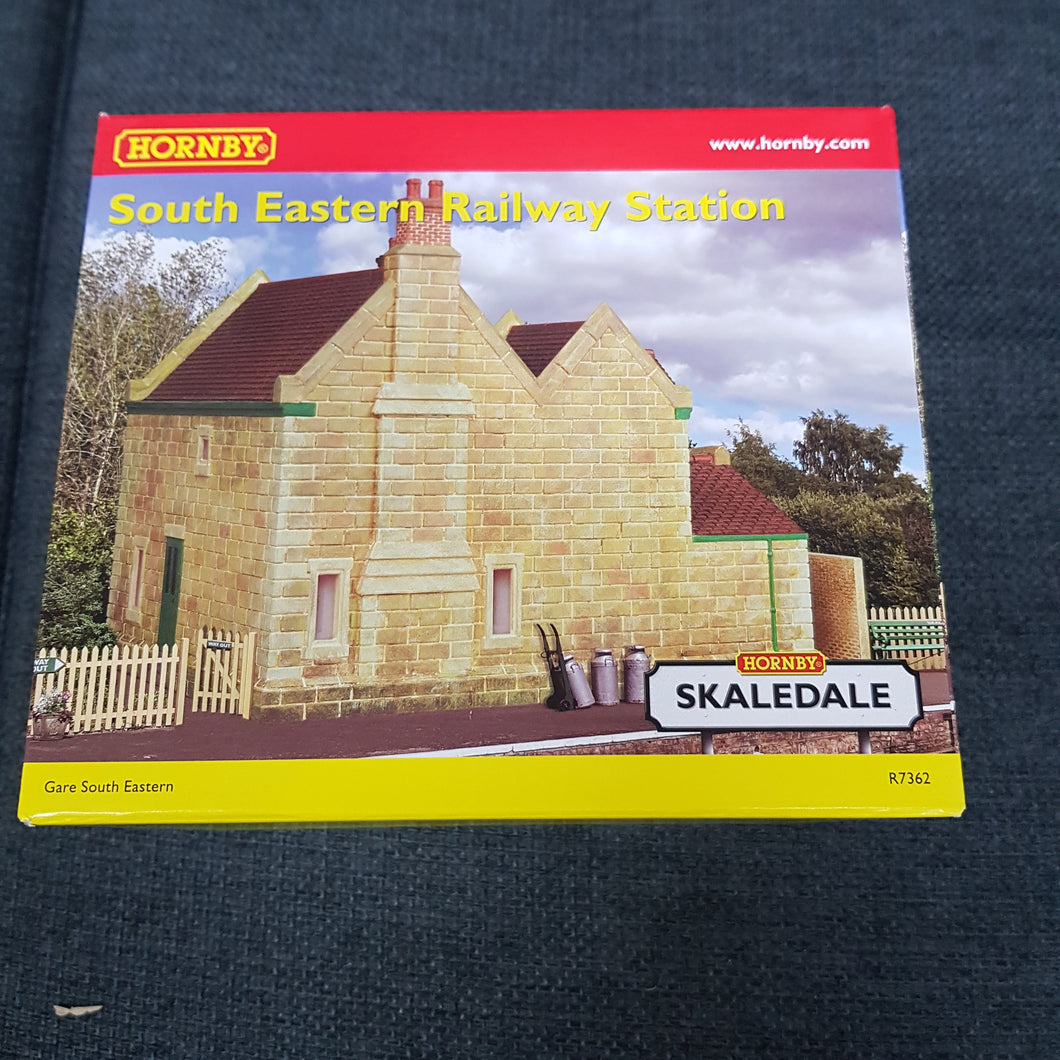 South Eastern Railway Station - R7362