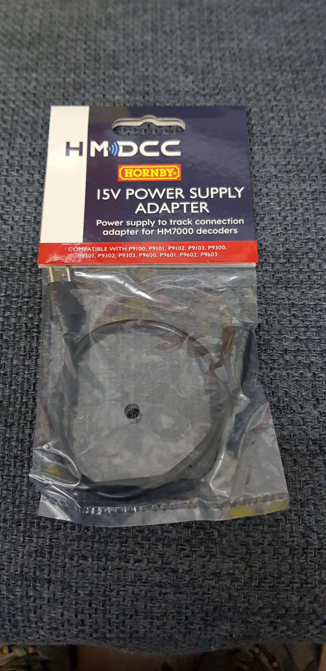 HM7020: 15V Power Supply Adapter - Hornby R7324 - New for 2023