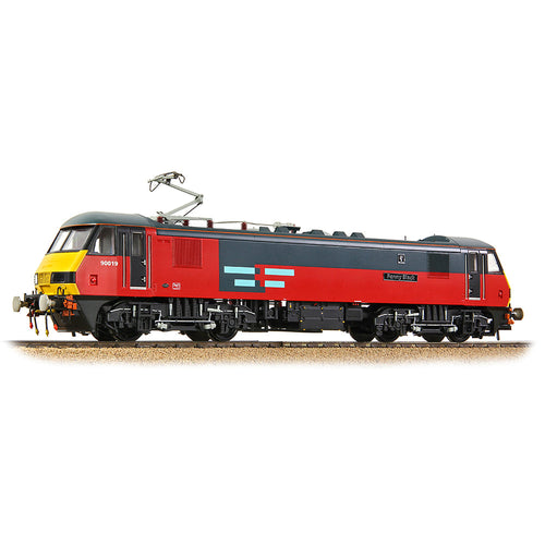 Class 90 90019 'Penny Black' Rail Express Systems