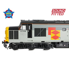 Load image into Gallery viewer, Class 37/0 Centre Headcode 37194 'British Int. Freight Assoc.' BR RF - Bachmann -35-307SF - Scale OO
