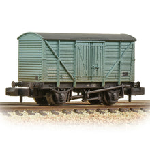 Load image into Gallery viewer, BR 10T Insulated Van BR Ice Blue [W] - Bachmann -373-727B
