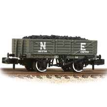 Load image into Gallery viewer, 5 Plank Wagon Wooden Floor LNER Grey [WL] - Bachmann -377-062
