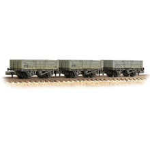 Load image into Gallery viewer, 5 Plank 3-Wagon Pack BR Grey (Early) [W] - Bachmann -377-069
