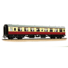 Load image into Gallery viewer, BR Mk1 TSO Tourist Second Open BR Crimson &amp; Cream - Bachmann -39-052H - Scale 1:148
