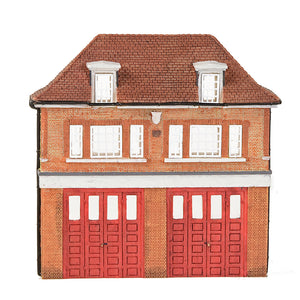 Low Relief Fire Station - Bachmann -42-240