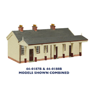 S&DJR Wooden Station Building Chocolate and Cream - Bachmann -44-0187B - Scale