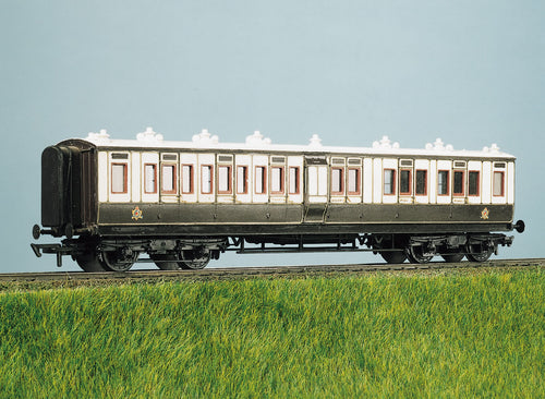 LMS (Ex LNWR) 50ft Arc Roof Corridor Brk Comp