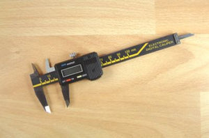 4 INCH DIGITAL CALIPER