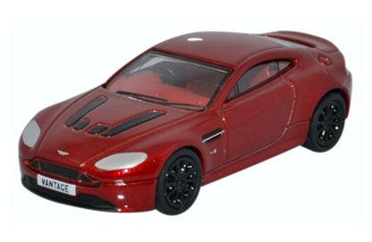 Aston Martin V12 Vantage S Volcano Red   76AMVT001   1:76 Scale,OO Gauge