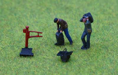 Coalmen & scales OO GAUGE