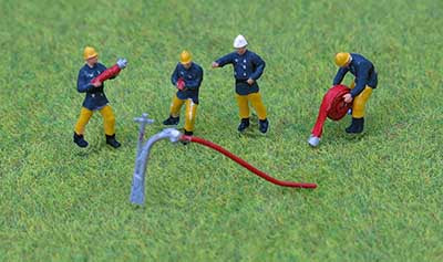 1970/80 Fire crew OO GAUGE