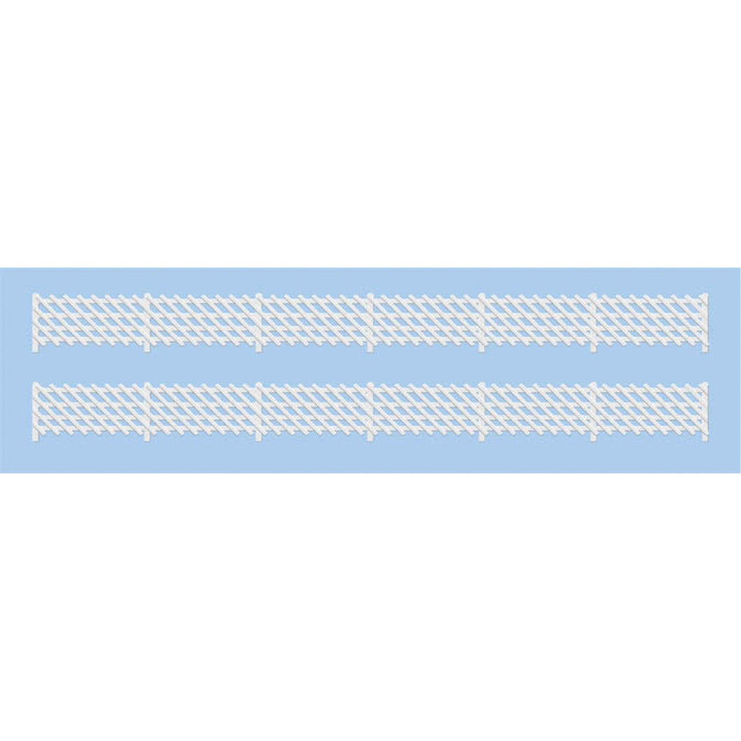 LMS (MR) Station Fencing, white