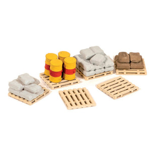 Pack of Assorted Pallets, Sacks & Barrels