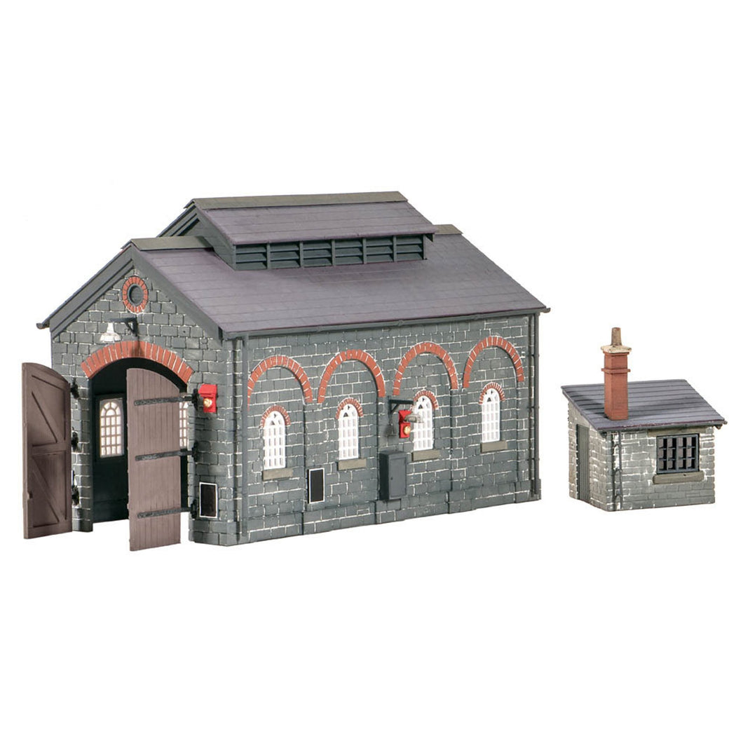 Engine Shed, inc. Hut (176mm x 90mm x 120mm)