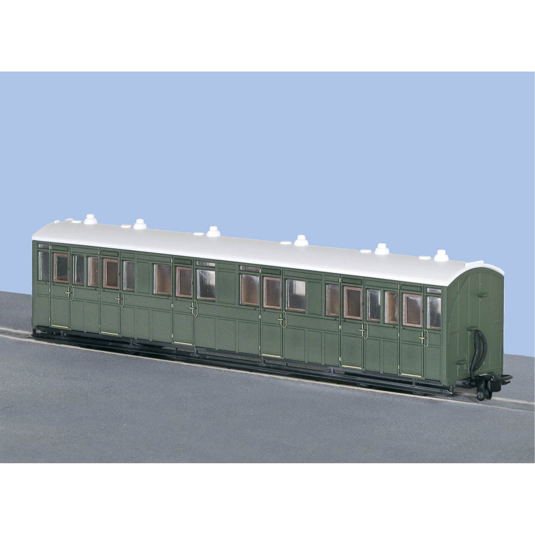 L&B Composite Coach Green Unlettered