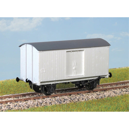 LNER / BR 10T Fish van Insulated Body Recessed Door