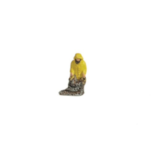 Fisherman in Yellow Oilskins, With Net Height - 24.5mm