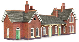 PN137 N Scale Country Station