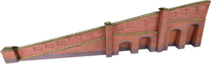 PN148 N Scale Tapered Retaining Wall in Red Brick