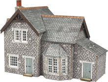 Load image into Gallery viewer, PN158 N Scale Gardener&#39;s Cottage
